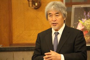 山極壽一先生