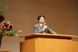 徳賀芳弘ELP委員長